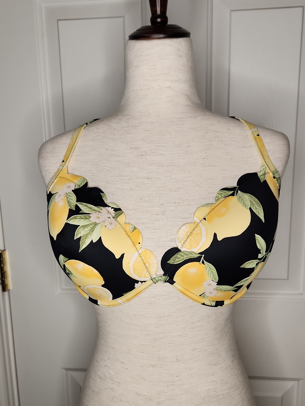 Shade & Shore Lemon Bikini Top 36DD